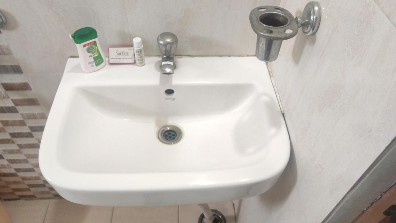 Skyview Suites Hyderabad Bagian luar foto