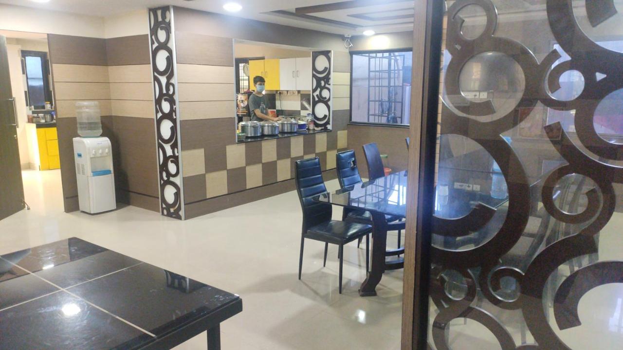 Skyview Suites Hyderabad Bagian luar foto