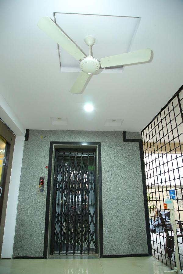 Skyview Suites Hyderabad Bagian luar foto